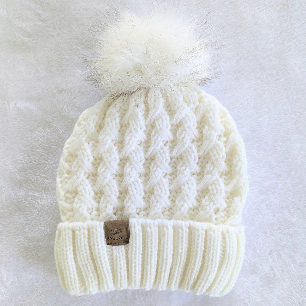 Page One Cable Knit Fleece Lined Beanie Faux Fur Pom Pom, NWOT